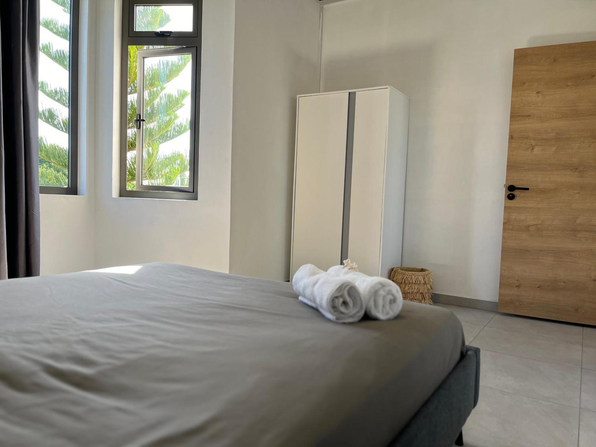 Cosy 2 Bedrooms Apts In Pereybere -Seasons Break Apartment Pereybere Beach Екстер'єр фото