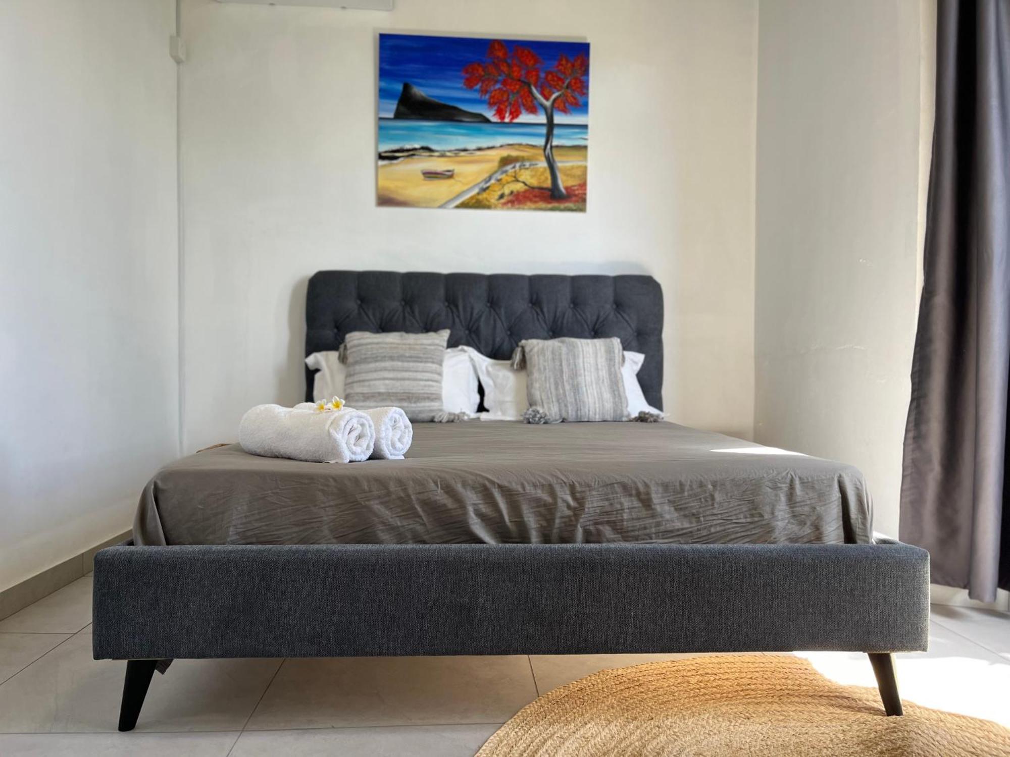 Cosy 2 Bedrooms Apts In Pereybere -Seasons Break Apartment Pereybere Beach Екстер'єр фото